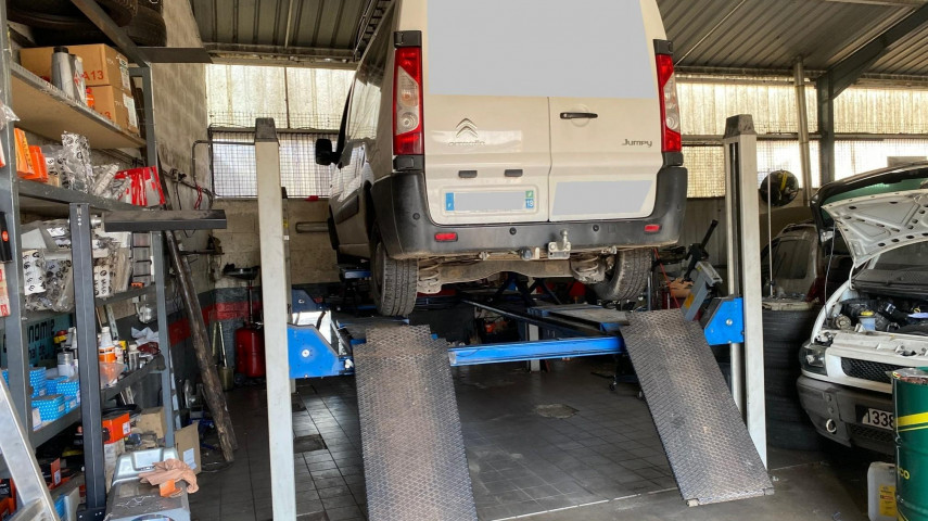 Garage automobile mecanique reparation vente vo à reprendre - Brive et arrondissement (19)